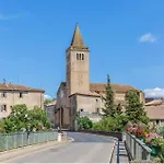 Lovely In Saint-laurent-de-la-ca With Wifi *