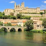 Lovely In Saint-laurent-de-la-ca With Wifi
