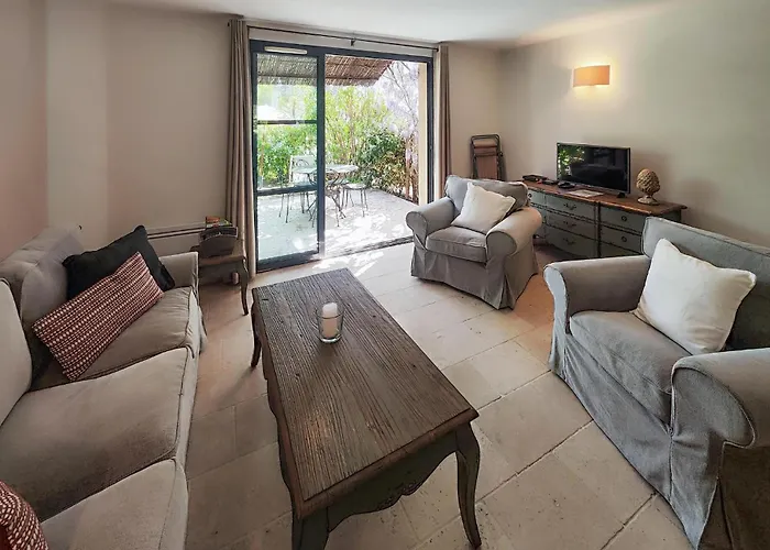 2 Bedroom Awesome In Saint-laurent-de-la-ca * Saint-Laurent-de-la-Cabrerisse